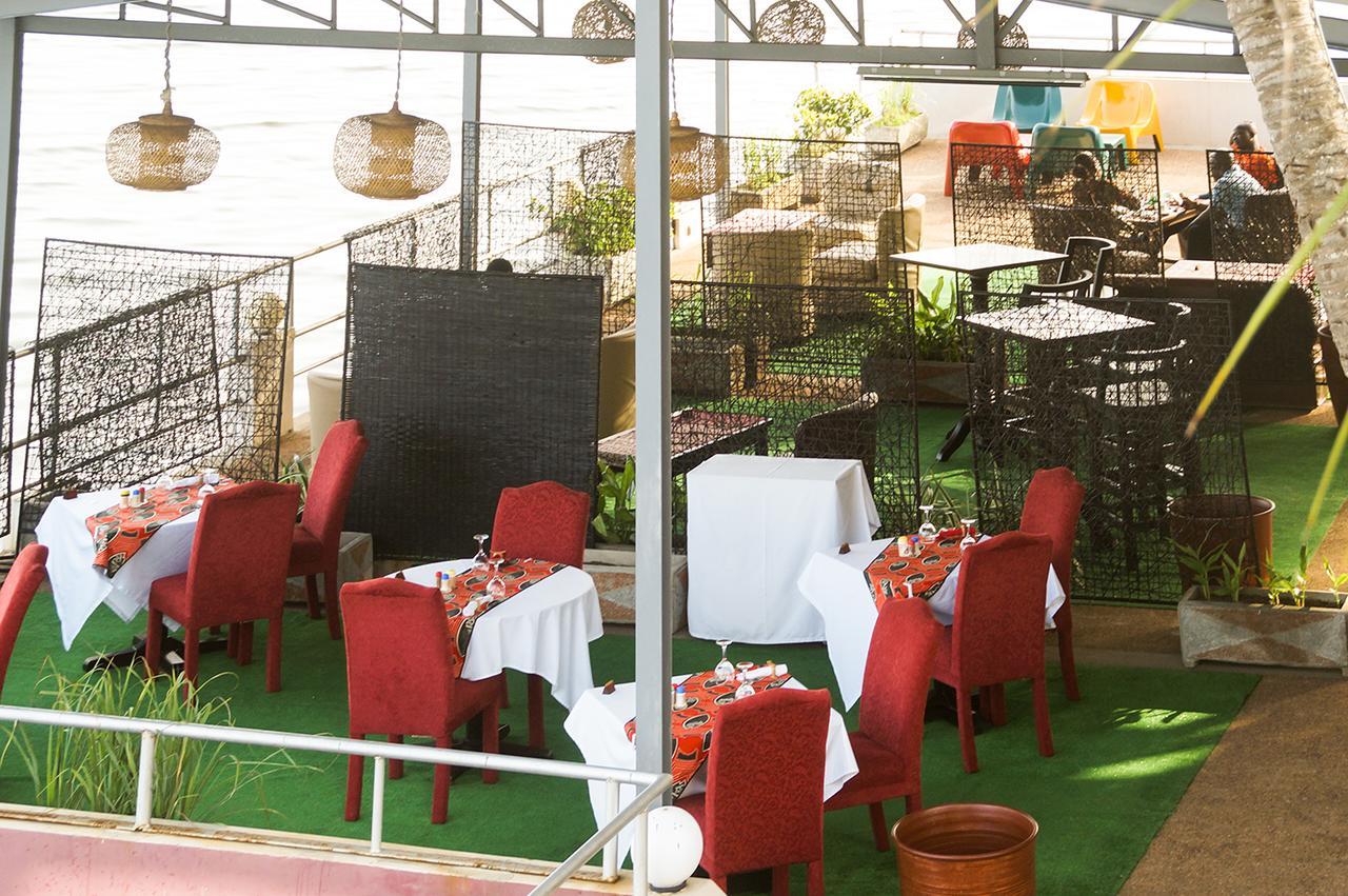 Hotel Le Marly Abidjan Exterior photo